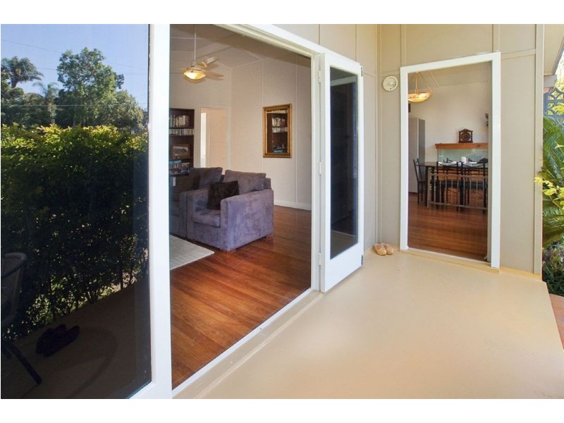 175 Scarborough Road, Scarborough QLD 4020