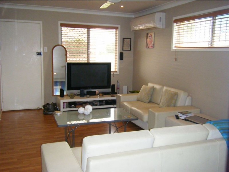 2/14 Dover Street, Margate QLD 4019