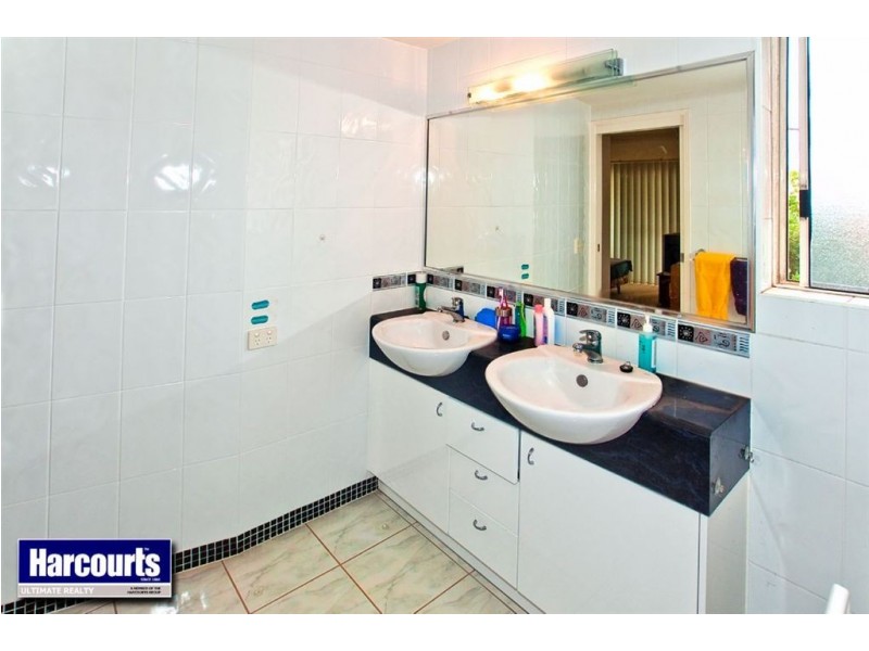 2/72 Sutton Street, Redcliffe QLD 4020