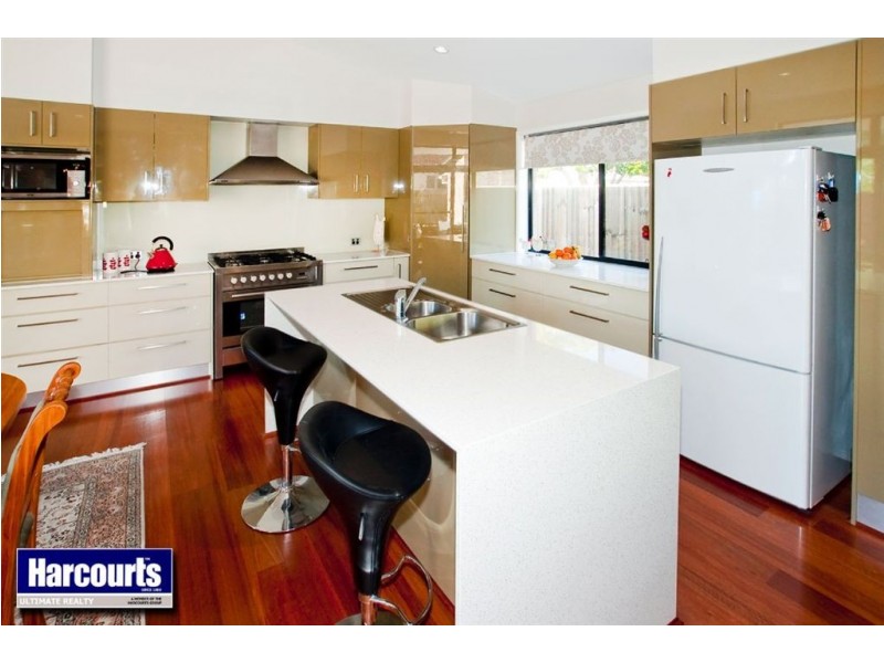 33 Enoch Street, Clontarf QLD 4019