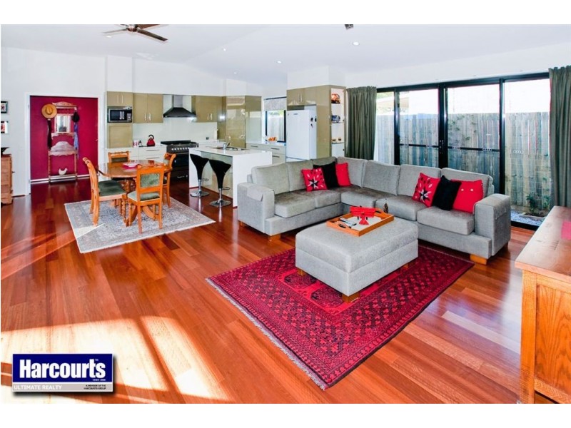 33 Enoch Street, Clontarf QLD 4019