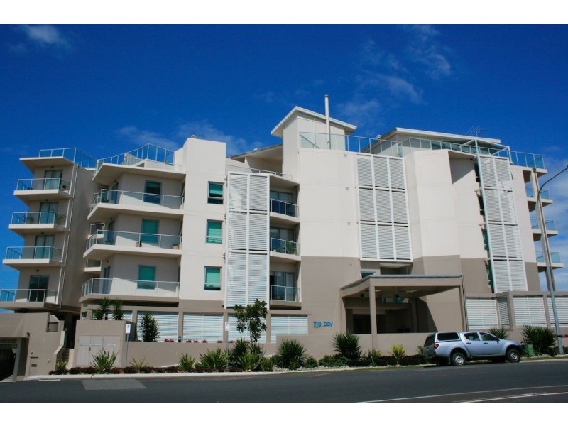 4/146 Prince Edward Parade, Scarborough QLD 4020