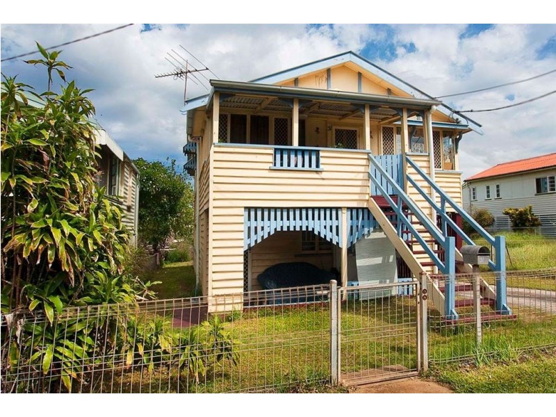 2/31 Marine Parade, Redcliffe QLD 4020