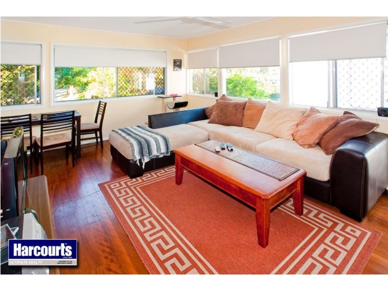 74 Pikett Street, Clontarf QLD 4019