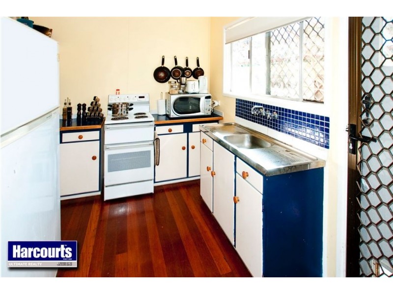 74 Pikett Street, Clontarf QLD 4019