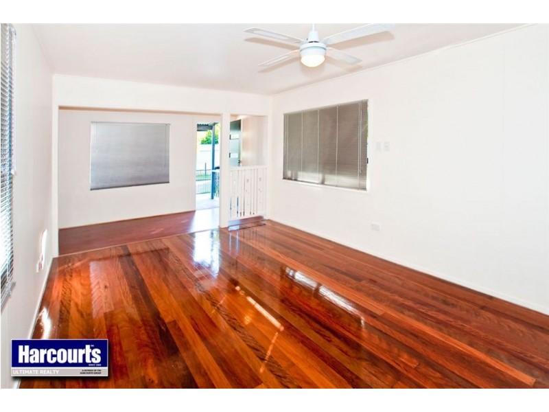 22 Windsor Place, Deception Bay QLD 4508