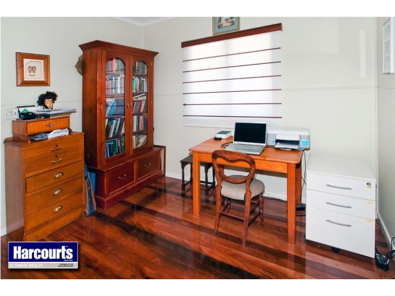 7 Anderson Street, Scarborough QLD 4020
