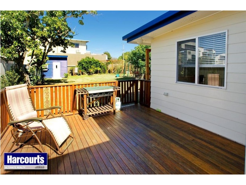 7 Anderson Street, Scarborough QLD 4020