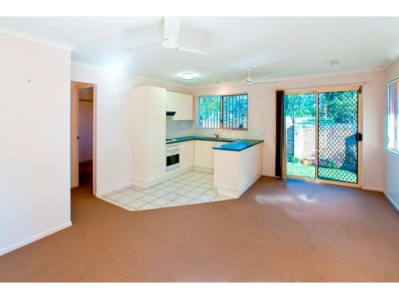 1/33 Steven Street, Redcliffe QLD 4020