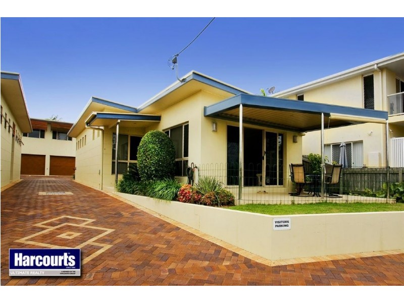 2/9 Reef Point Esplanade, Scarborough QLD 4020