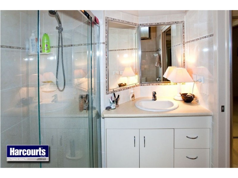 2/9 Reef Point Esplanade, Scarborough QLD 4020