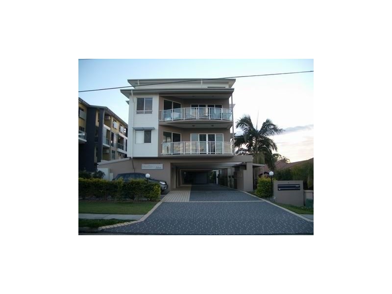 6/6 Georgina Street, Woody Point QLD 4019