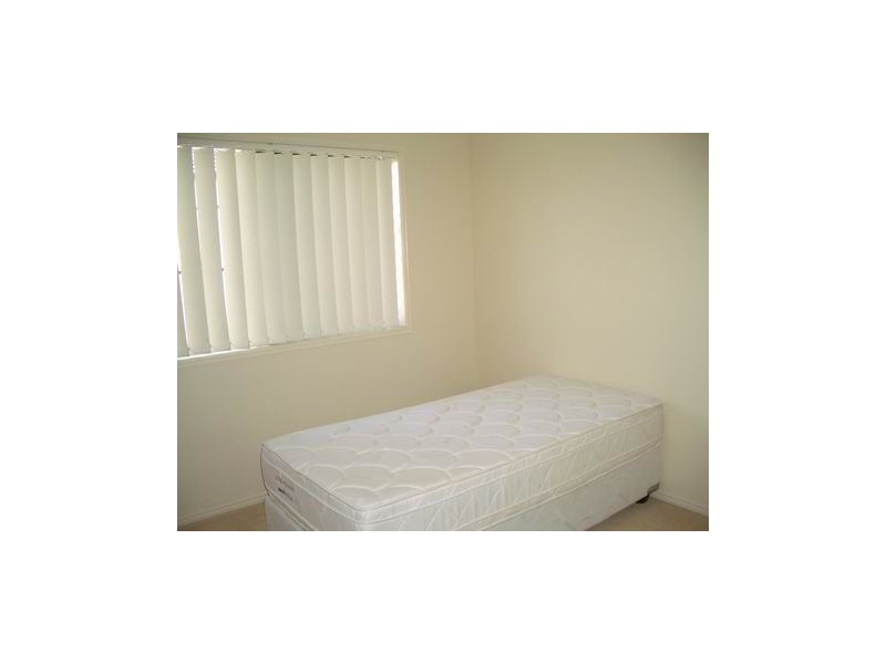 9 Nique Court, Redcliffe QLD 4020