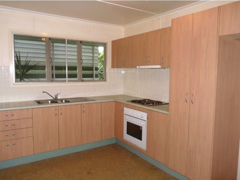 24 Highland Street, Redcliffe QLD 4020
