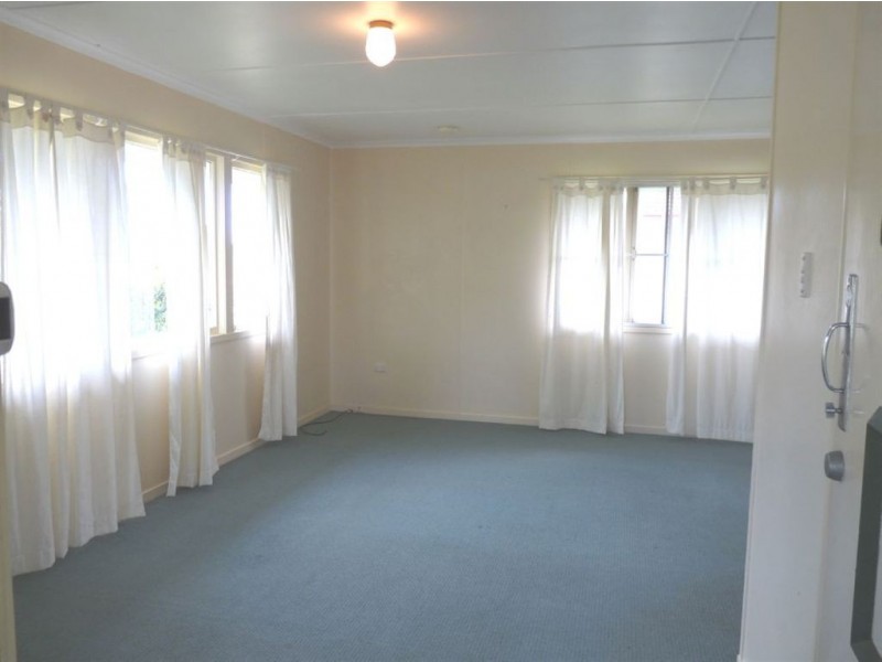 24 Highland Street, Redcliffe QLD 4020