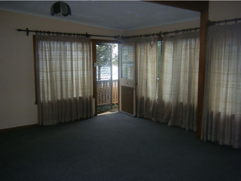 91 Flinders Parade, Scarborough QLD 4020