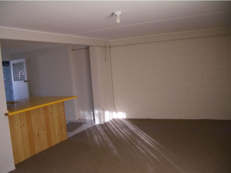 1/4 Kurumba, Kippa-ring QLD 4021