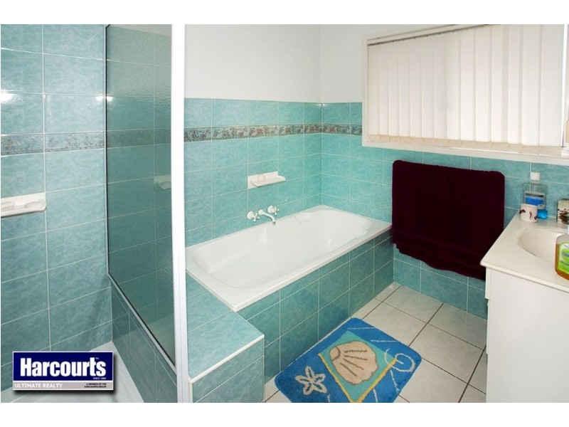 27 Magnolia Street, Margate QLD 4019