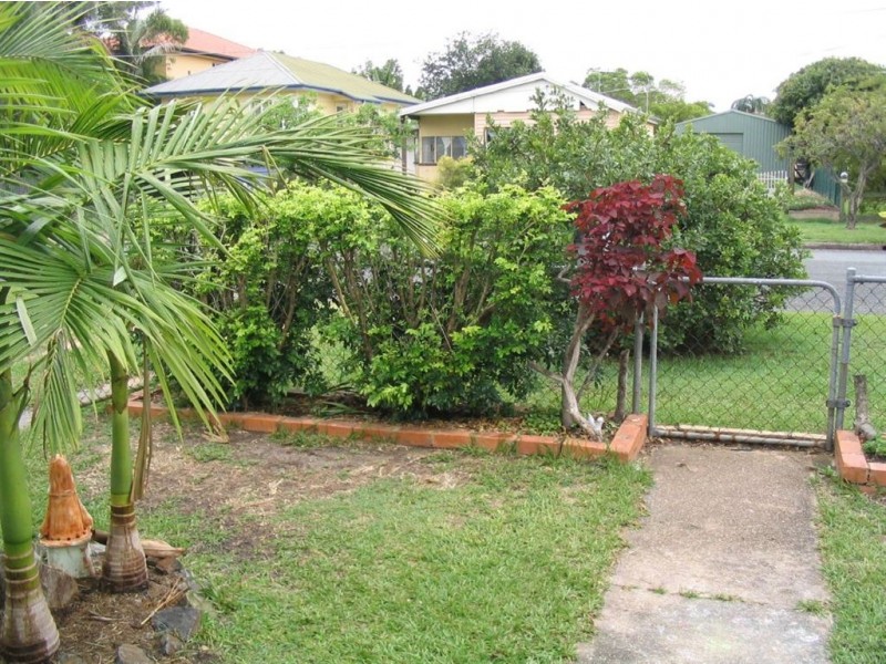 6 Jeffrey Street, Redcliffe QLD 4020