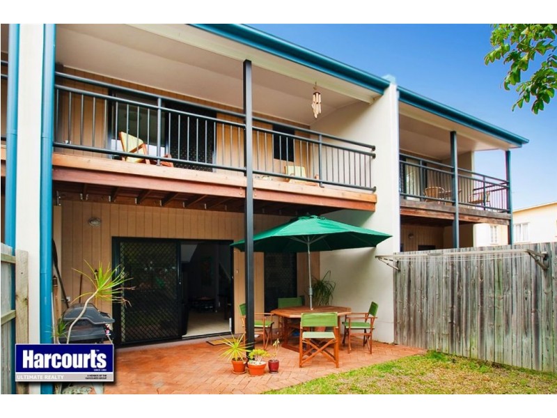 2/82 Mein Street, Scarborough QLD 4020
