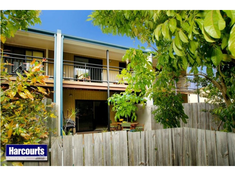2/82 Mein Street, Scarborough QLD 4020