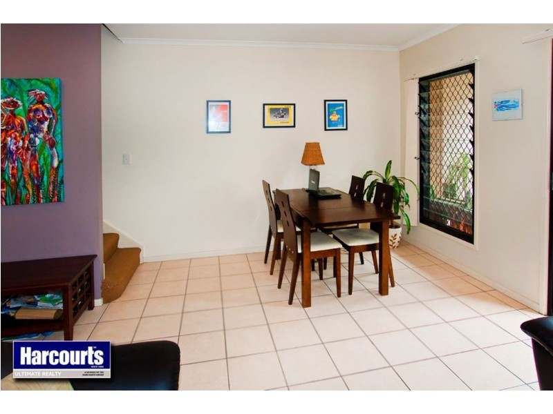 2/82 Mein Street, Scarborough QLD 4020