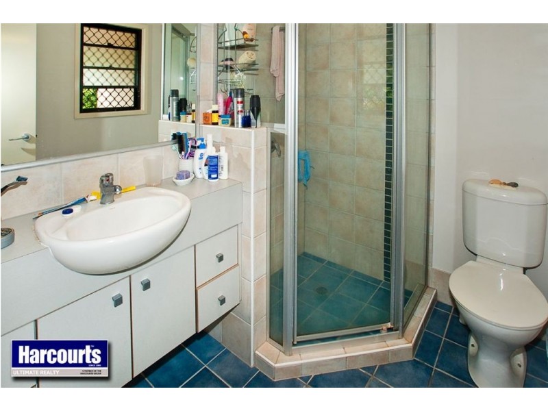 2/82 Mein Street, Scarborough QLD 4020