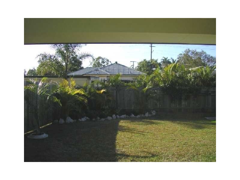 18 Gale Street, Redcliffe QLD 4020