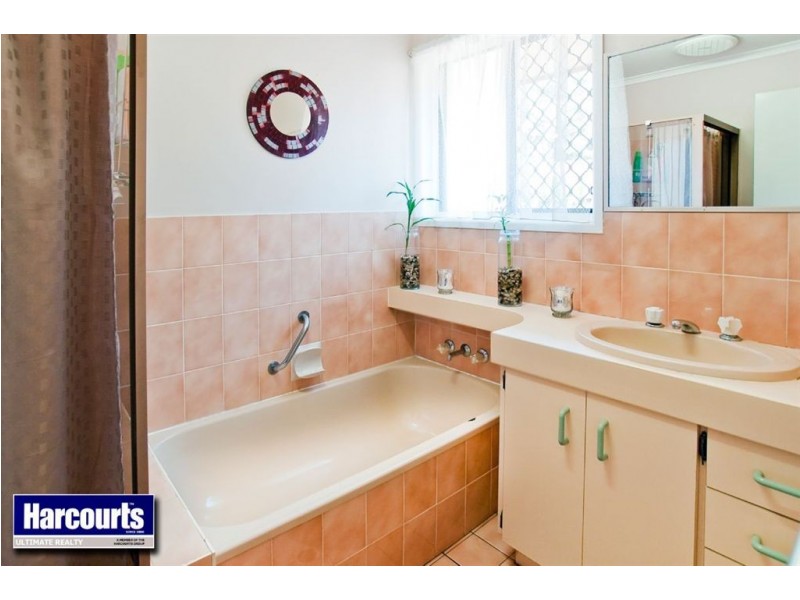 73 Shields Street, Redcliffe QLD 4020