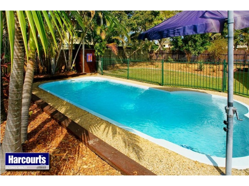 73 Shields Street, Redcliffe QLD 4020