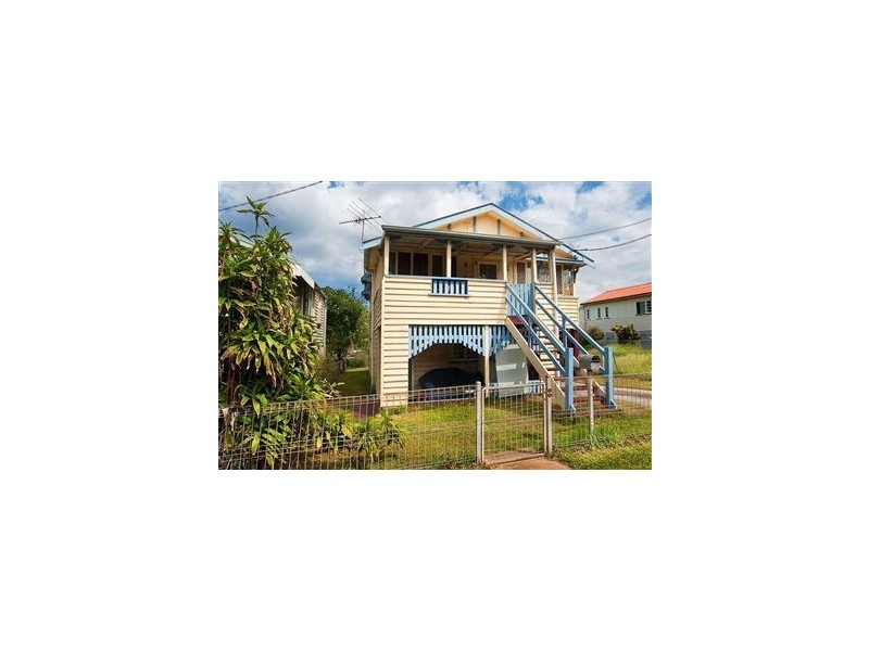 2/31 Marine Parade, Redcliffe QLD 4020