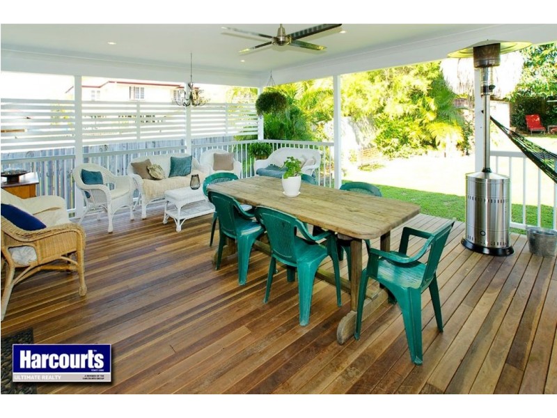 49 Wakefield Street, Sandgate QLD 4017