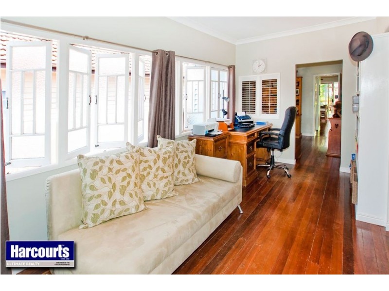 49 Wakefield Street, Sandgate QLD 4017