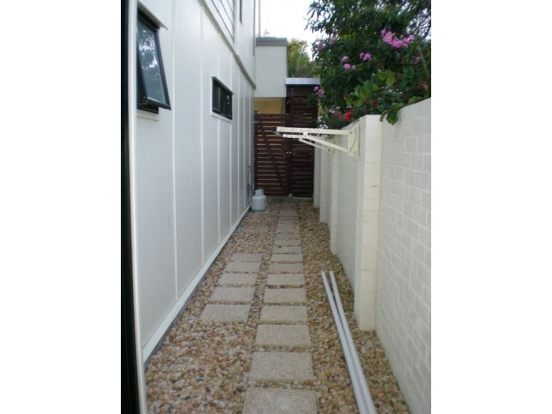 15 Inglis Street, Clontarf QLD 4019