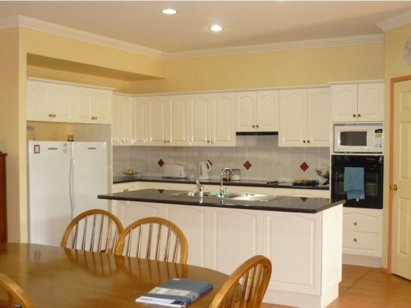 1 Bryce Court, Scarborough QLD 4020