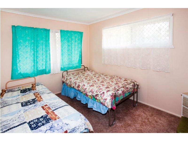 40 Kurrowah Crescent, Margate QLD 4019