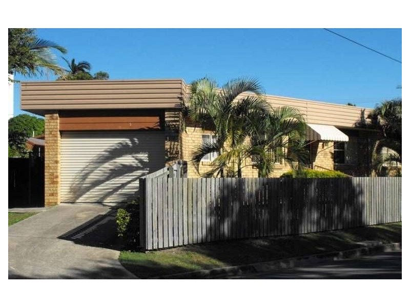 1/12 Henry Street, Redcliffe QLD 4020