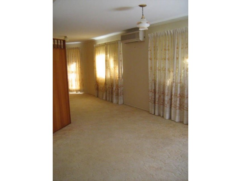 1/12 Henry Street, Redcliffe QLD 4020