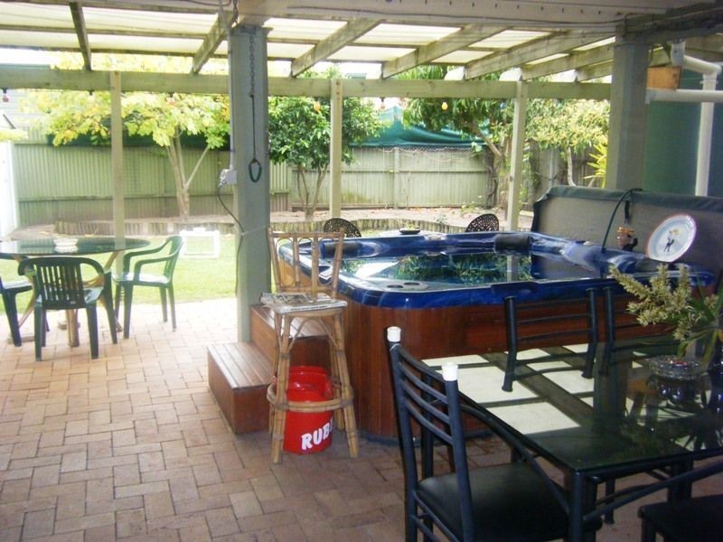 112 Eversleigh Road, Scarborough QLD 4020