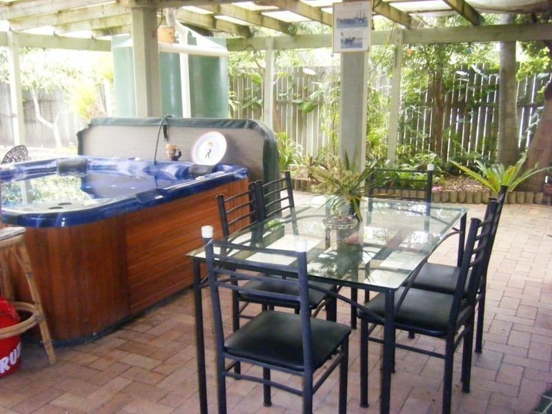 112 Eversleigh Road, Scarborough QLD 4020