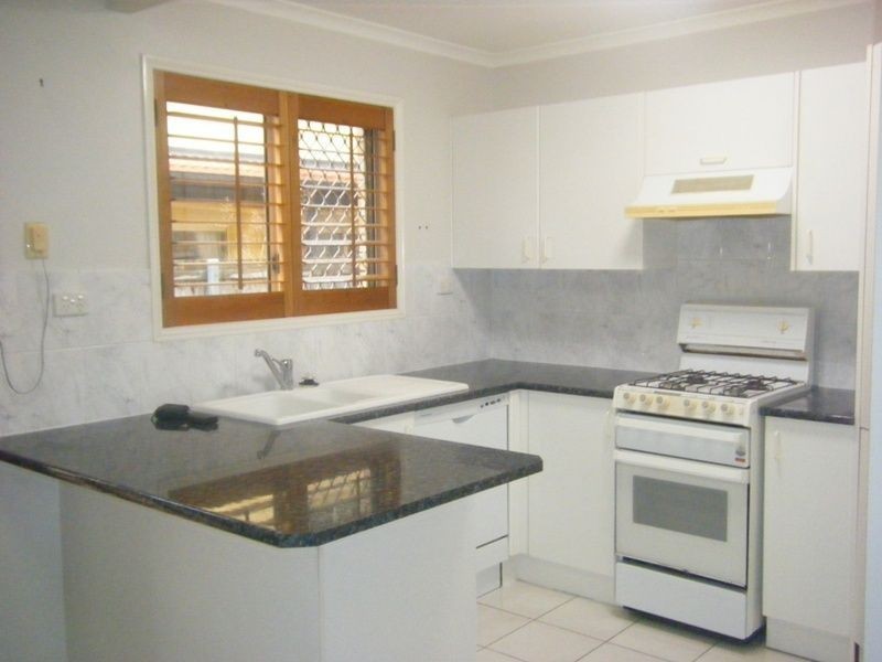 3/19 Ellen Street, Woody Point QLD 4019