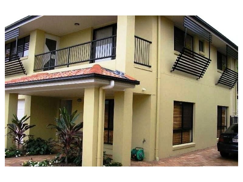 3/400 Scarborough Road, Scarborough QLD 4020