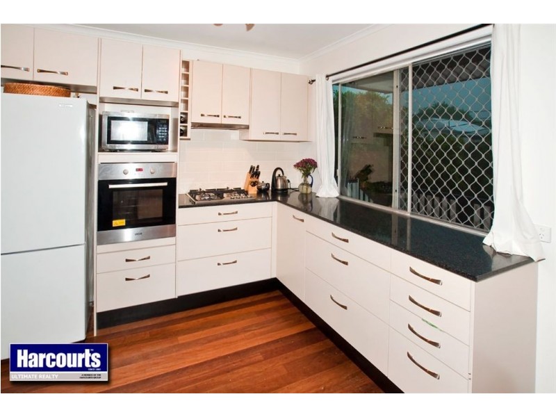 37 Arundal Street, Brighton QLD 4017