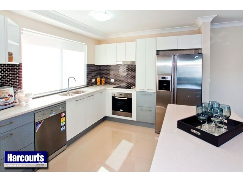 8 Georgina Street, Woody Point QLD 4019