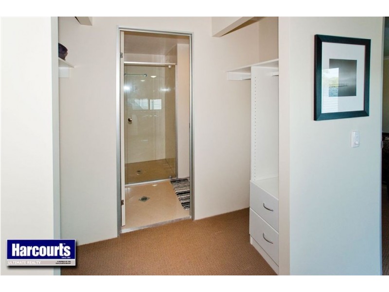 8 Georgina Street, Woody Point QLD 4019