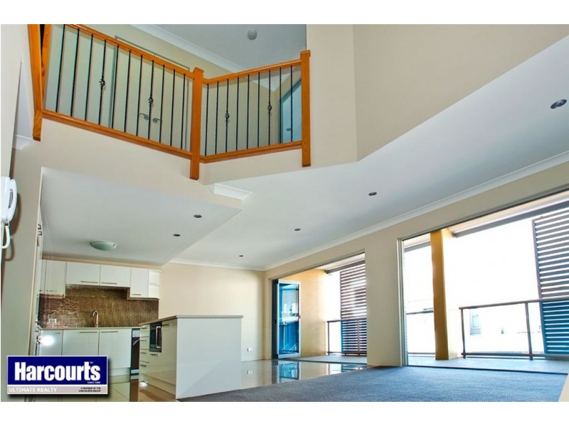 8 Georgina Street, Woody Point QLD 4019