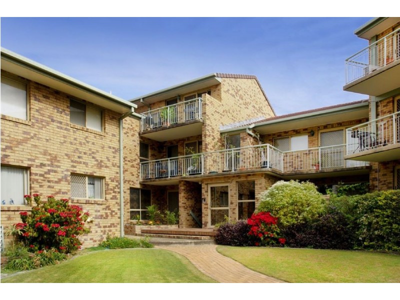 17/45 Marine Parade, Redcliffe QLD 4020