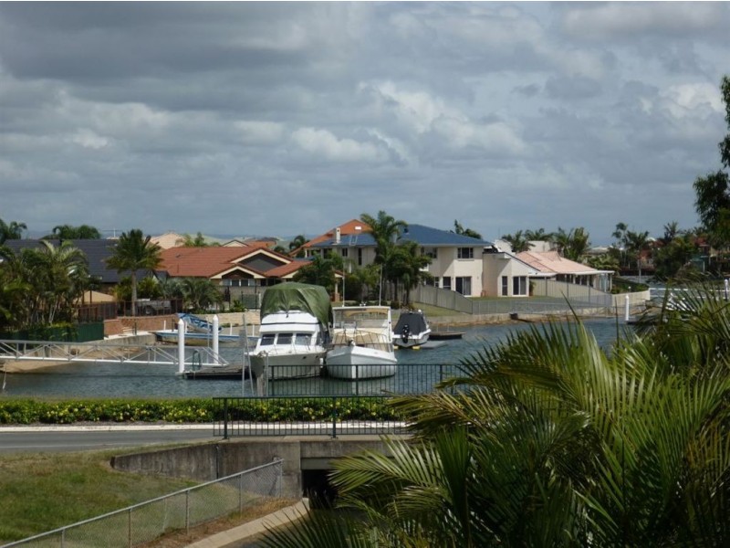 1 Bryce Court, Redcliffe QLD 4020