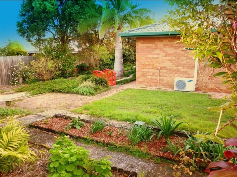 27 Magnolia Street, Margate QLD 4019