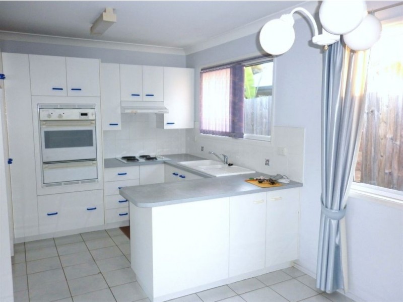 27 Magnolia Street, Margate QLD 4019